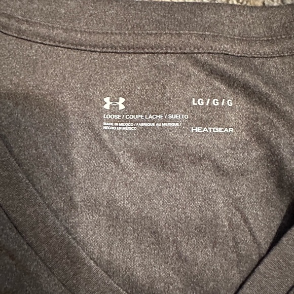 Womens Under Armour Tee - Picture 2 of 3